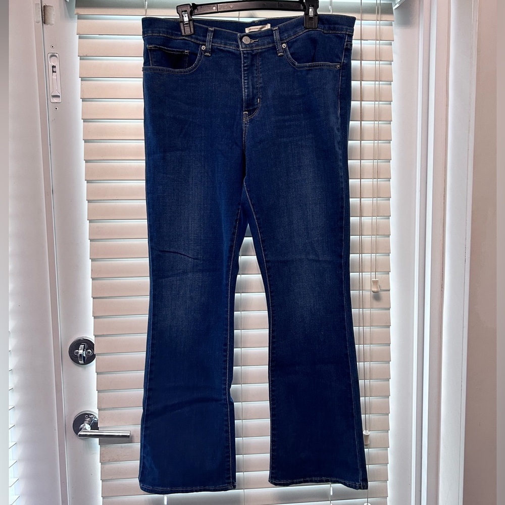 Levi’s 315 Shaping Bootcut Mid Rise Blue Jeans W33 L30